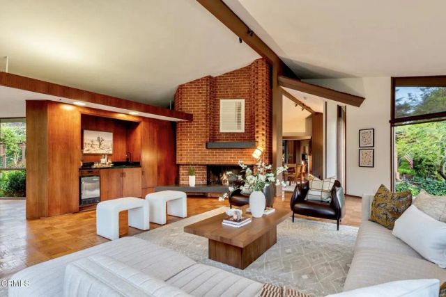 1060 Kewen Drive, San Marino, CA 91108