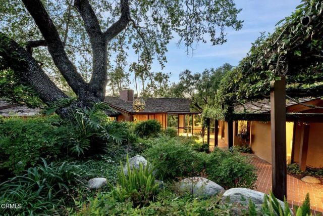 1060 Kewen Drive, San Marino, CA 91108