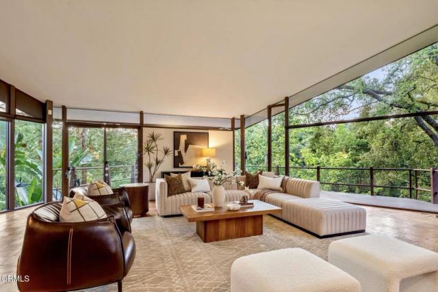 1060 Kewen Drive, San Marino, CA 91108