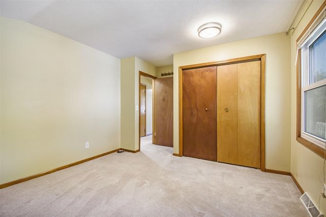 1370 Manorwood Drive, Grand Rapids, MI 49508