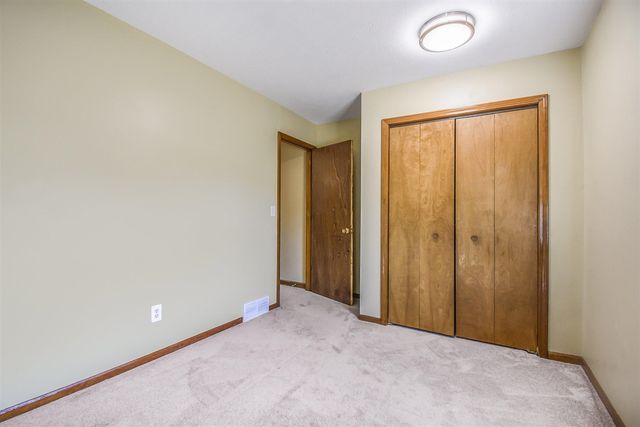 1370 Manorwood Drive, Grand Rapids, MI 49508