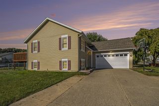1370 Manorwood Drive, Grand Rapids, MI 49508