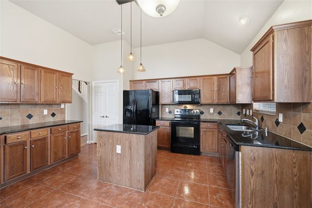 2306 Valley Creek Drive, Garland, TX 75040