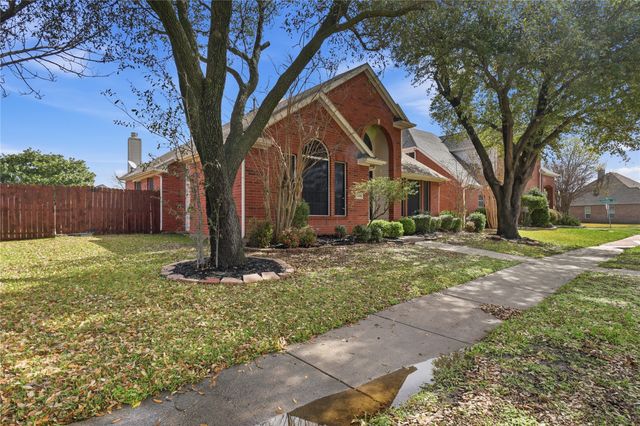 2306 Valley Creek Drive, Garland, TX 75040
