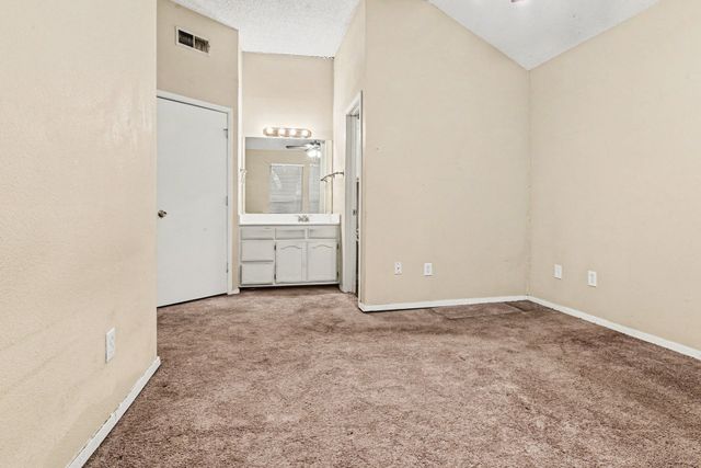 313 Sunnyview Drive, Mansfield, TX 76063