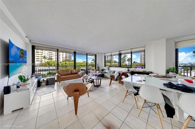 540 Brickell Key Dr 608, Miami, FL 33131