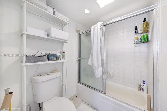 540 Brickell Key Dr 608, Miami, FL 33131