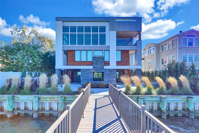 44 Bayside Drive, Point Lookout, NY 11569