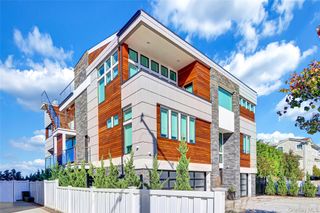 44 Bayside Drive, Point Lookout, NY 11569