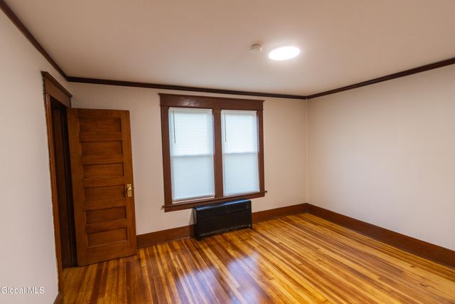 1941 Helderberg Avenue, Rotterdam, NY 12306