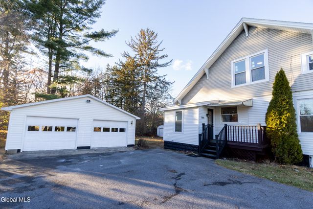 1941 Helderberg Avenue, Rotterdam, NY 12306