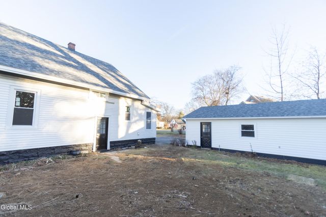 1941 Helderberg Avenue, Rotterdam, NY 12306