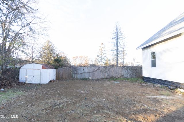 1941 Helderberg Avenue, Rotterdam, NY 12306