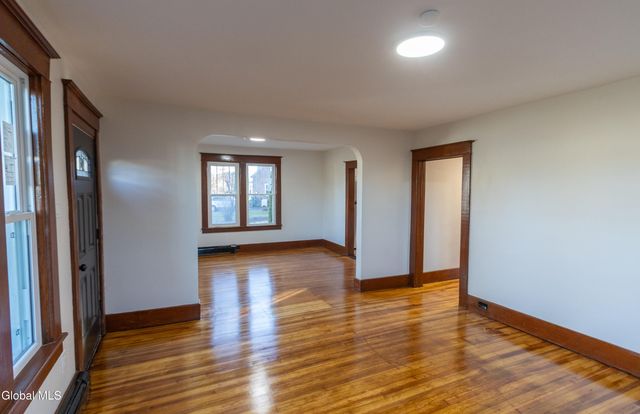 1941 Helderberg Avenue, Rotterdam, NY 12306