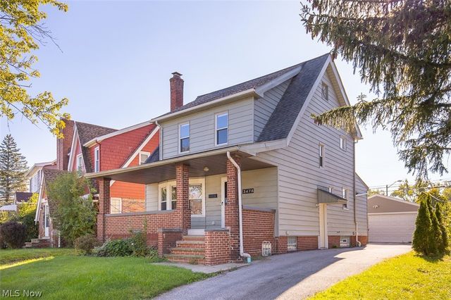 3478 Raymont Boulevard, University Heights, OH 44118