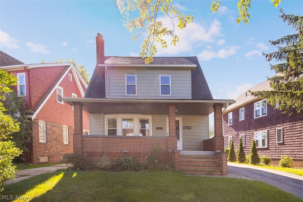 3478 Raymont Boulevard, University Heights, OH 44118