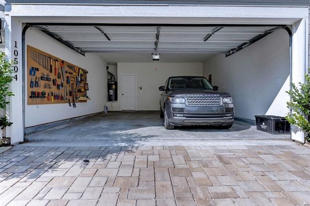 10504 Marston Vineyard Drive, Houston, TX 77025