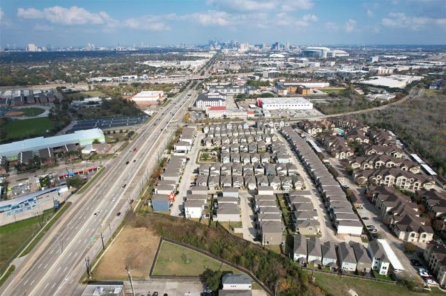 10504 Marston Vineyard Drive, Houston, TX 77025