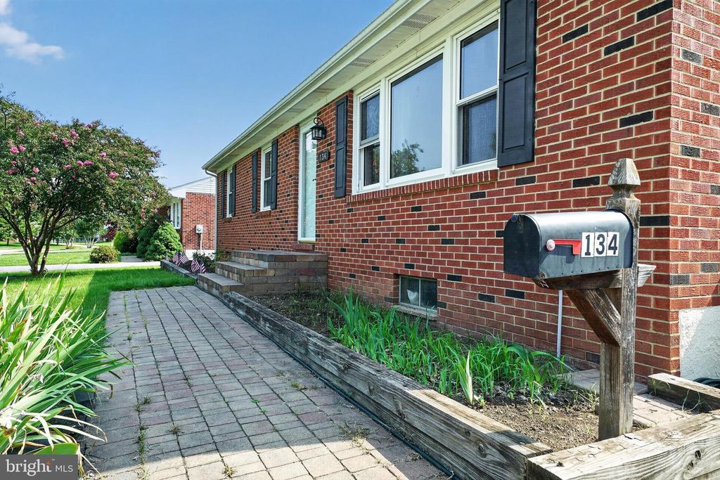 134 CASIMIR DR, NEW CASTLE, DE 19720 — photo 4