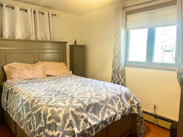 7 Ballydrain Rd, Framingham, MA 01701