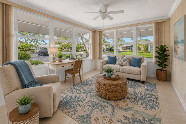920 South Drive A, Delray Beach, FL 33445