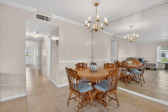 920 South Drive A, Delray Beach, FL 33445