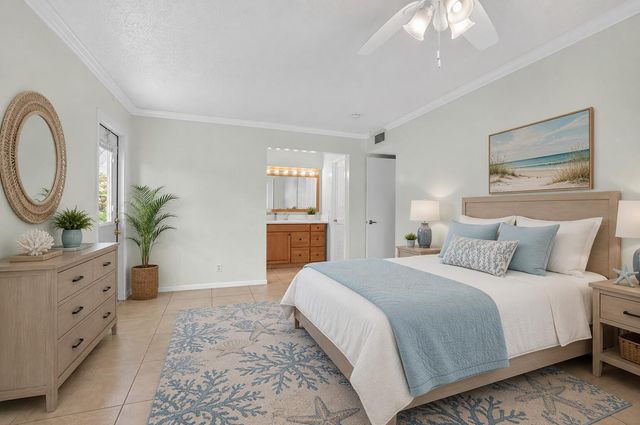 920 South Drive A, Delray Beach, FL 33445