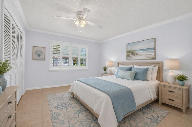 920 South Drive A, Delray Beach, FL 33445