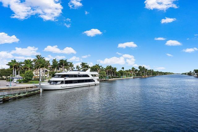 920 South Drive A, Delray Beach, FL 33445