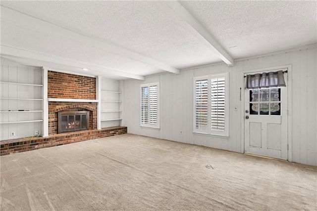 11618 Cherry Street, Kansas City, MO 64114