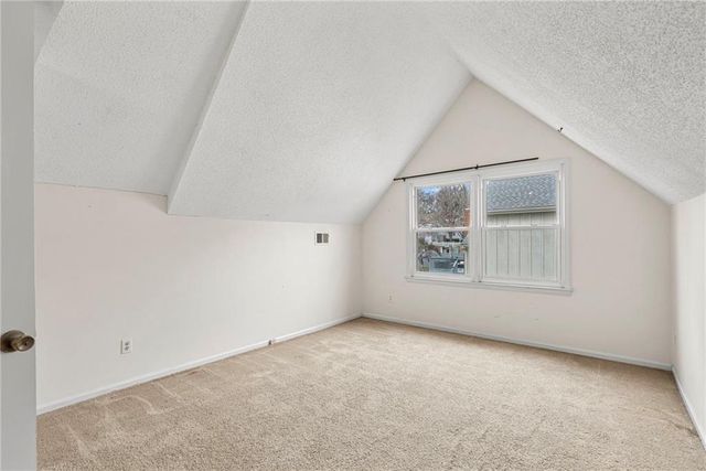 11618 Cherry Street, Kansas City, MO 64114