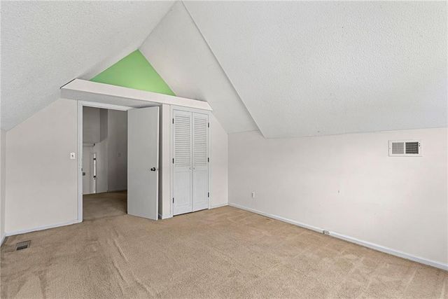 11618 Cherry Street, Kansas City, MO 64114