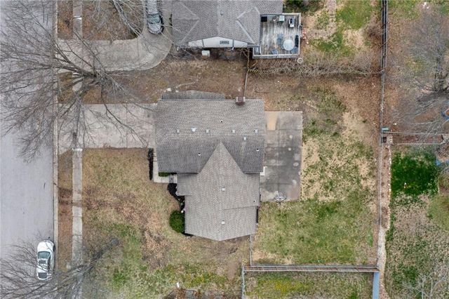 11618 Cherry Street, Kansas City, MO 64114