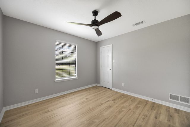 16 S Ridge Circle, Rockwall, TX 75087