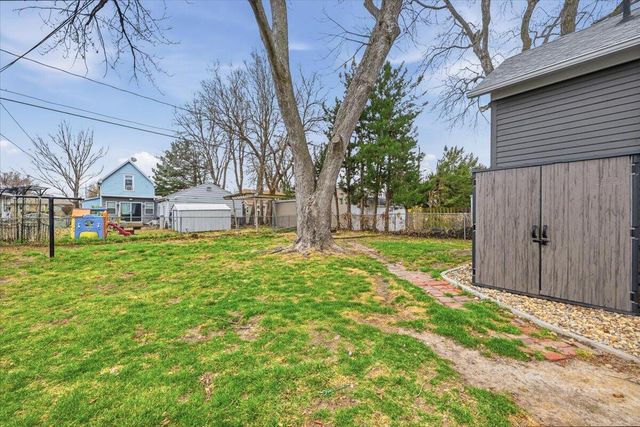 1807 AVENUE D, Council Bluffs, IA 51501