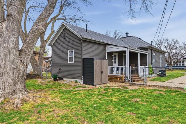 1807 AVENUE D, Council Bluffs, IA 51501