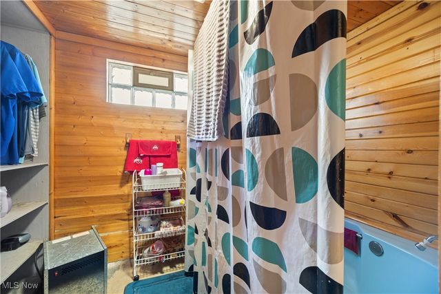 1685 E 36th Street, Lorain, OH 44055