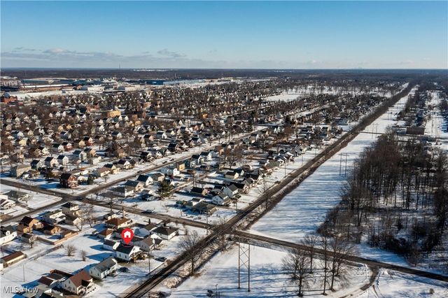 1685 E 36th Street, Lorain, OH 44055