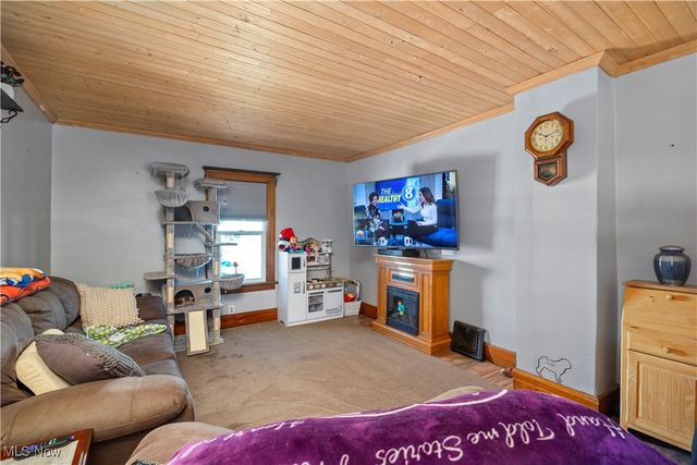 1685 E 36th Street, Lorain, OH 44055