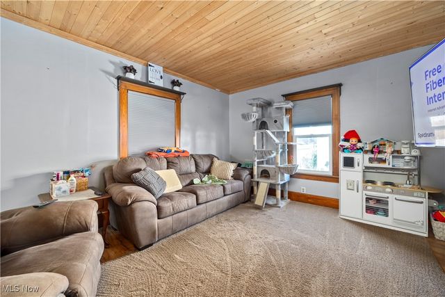 1685 E 36th Street, Lorain, OH 44055