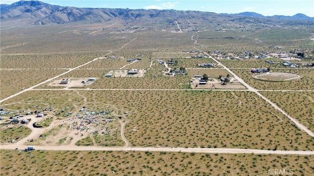 2 Via Seco, Apple Valley, CA 92308