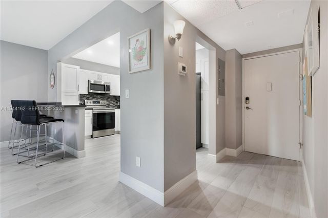 19370 Collins Ave 227, Sunny Isles Beach, FL 33160