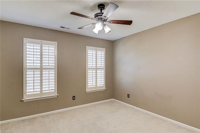 2170 Glen Cove Way, High Point, NC 27265