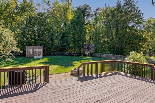 2170 Glen Cove Way, High Point, NC 27265