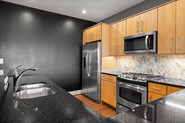 4 Cherokee Blvd Apt 321, Chattanooga, TN 37405