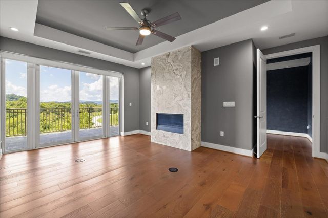 4 Cherokee Blvd Apt 321, Chattanooga, TN 37405