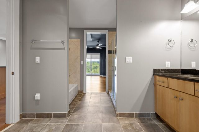 4 Cherokee Blvd Apt 321, Chattanooga, TN 37405