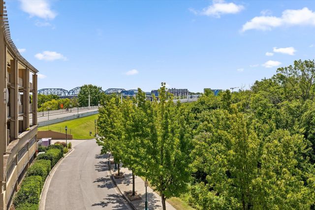 4 Cherokee Blvd Apt 321, Chattanooga, TN 37405
