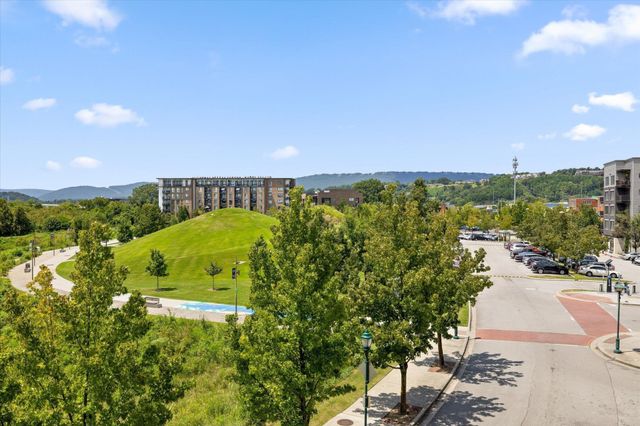 4 Cherokee Blvd Apt 321, Chattanooga, TN 37405
