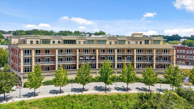 4 Cherokee Blvd Apt 321, Chattanooga, TN 37405